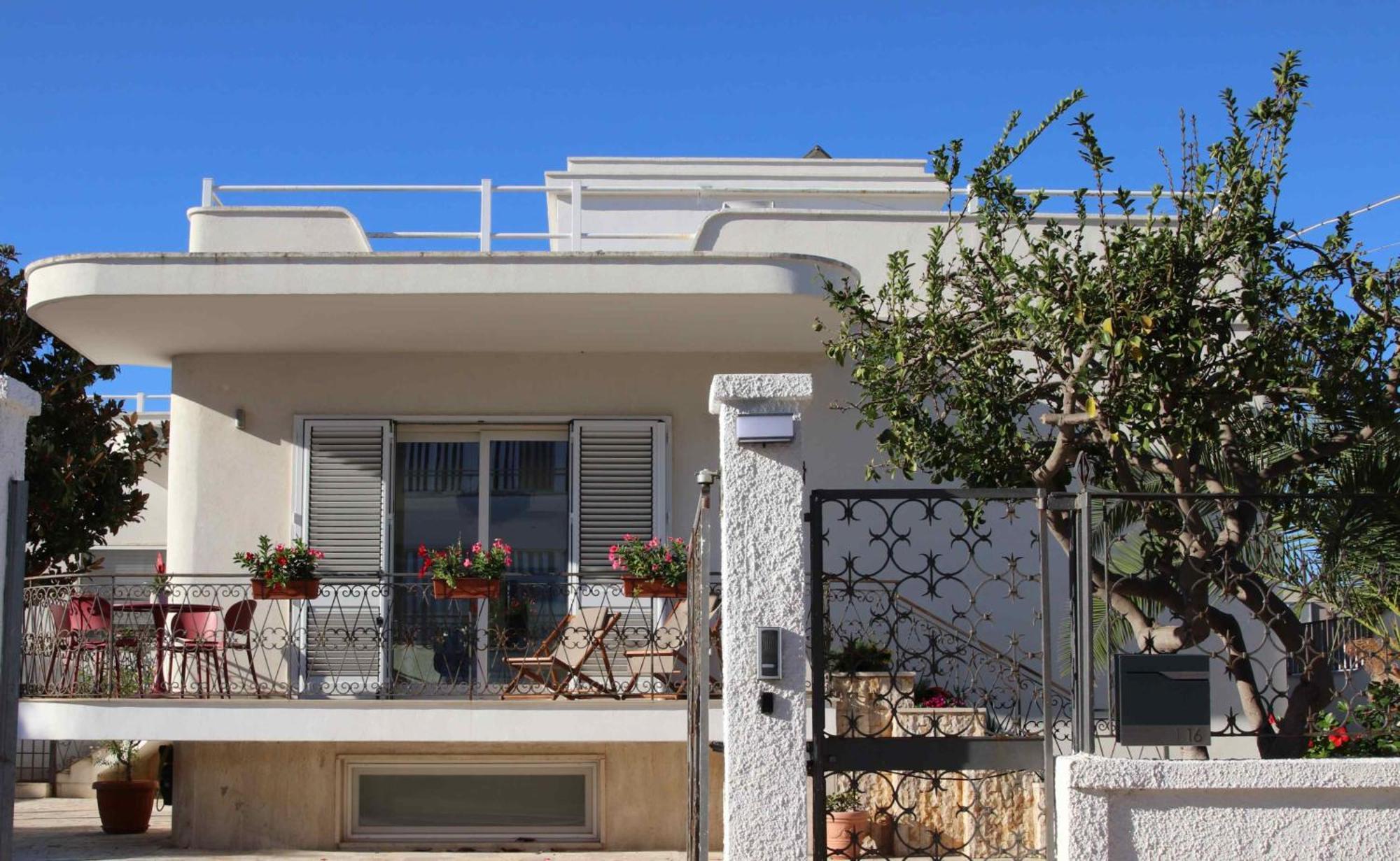 Flowing House Μπρίντιζι Εξωτερικό φωτογραφία